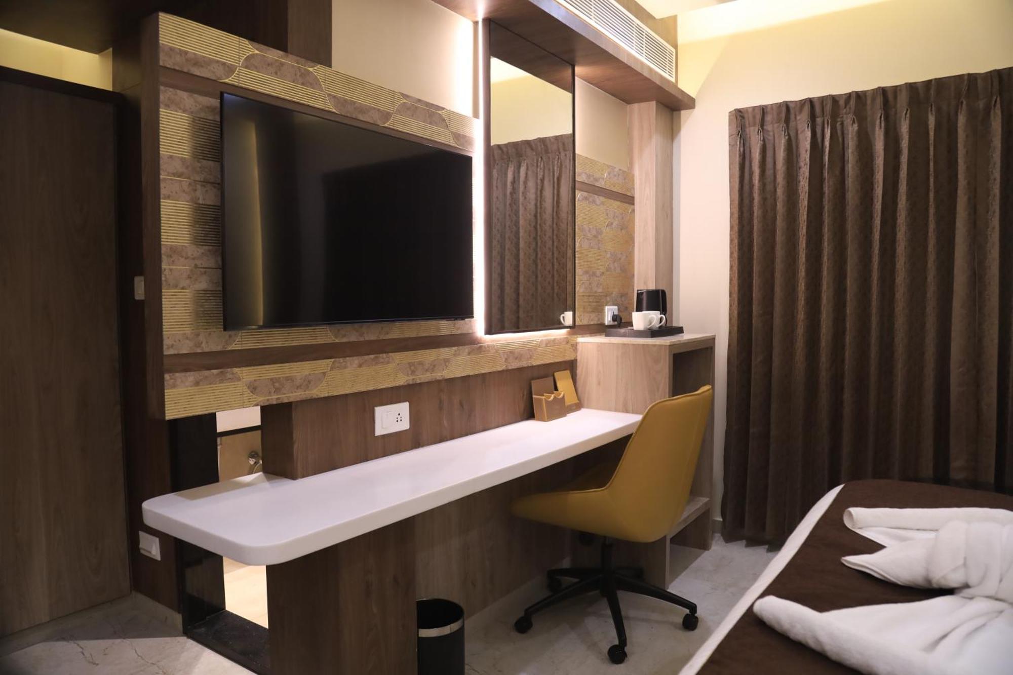 Kings Bury Inn Kumbakonam Exterior foto