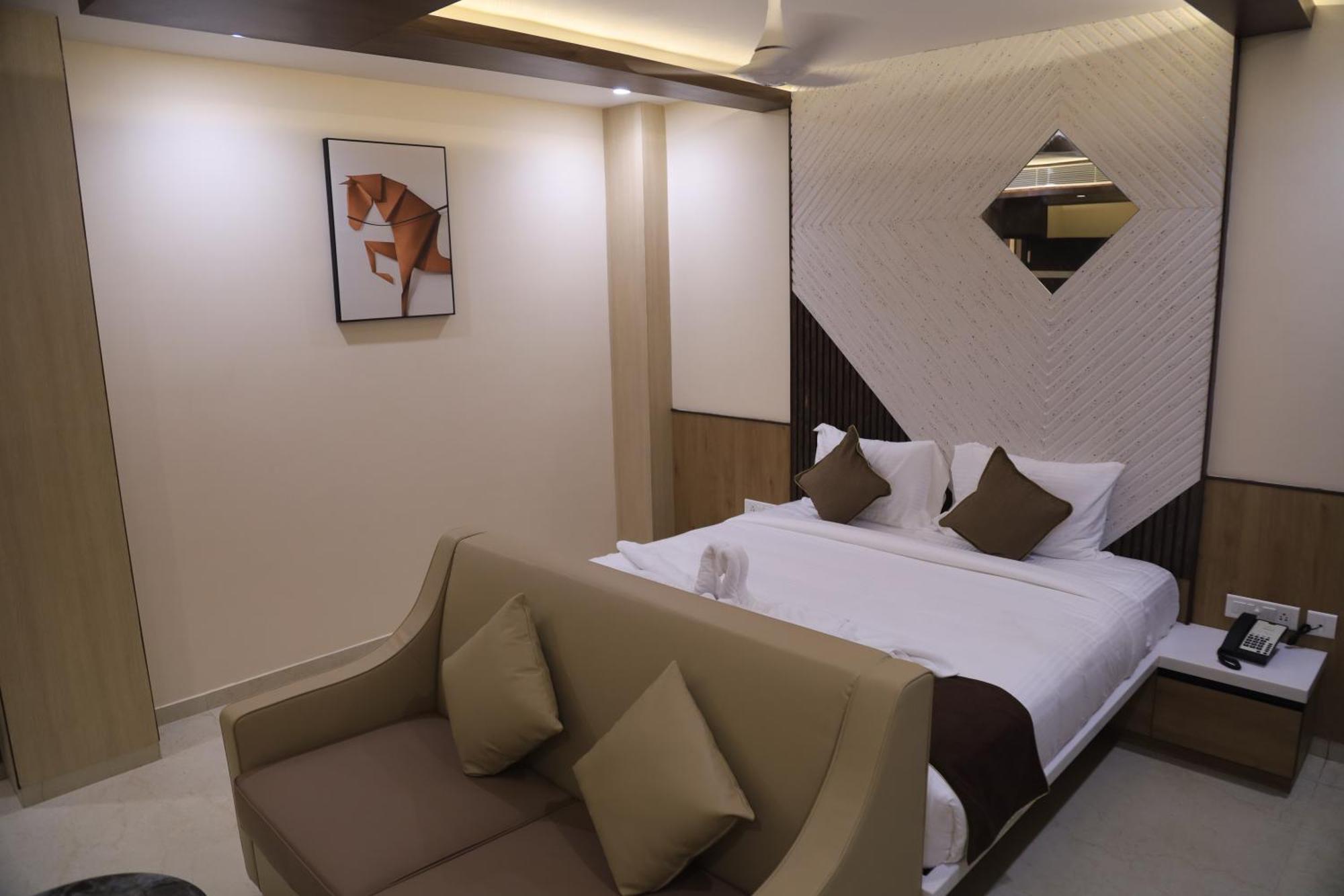 Kings Bury Inn Kumbakonam Exterior foto