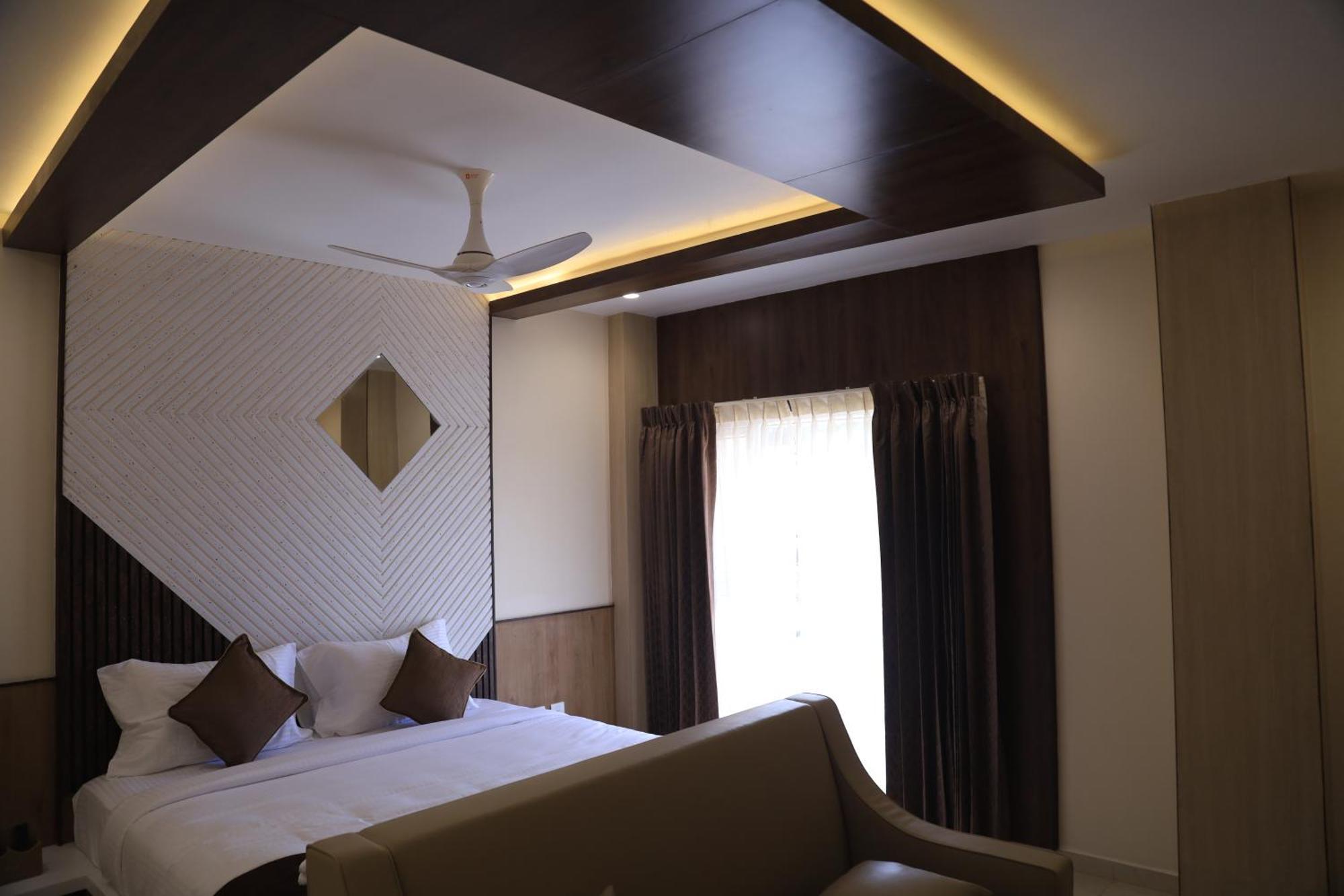 Kings Bury Inn Kumbakonam Exterior foto
